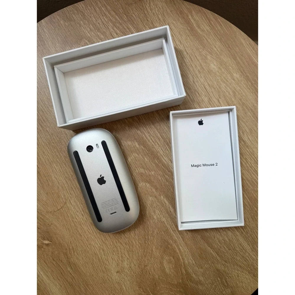 Apple White Wireless Multi-Touch Magic Mouse One Size